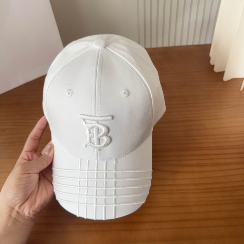 Burberry cap (1105)