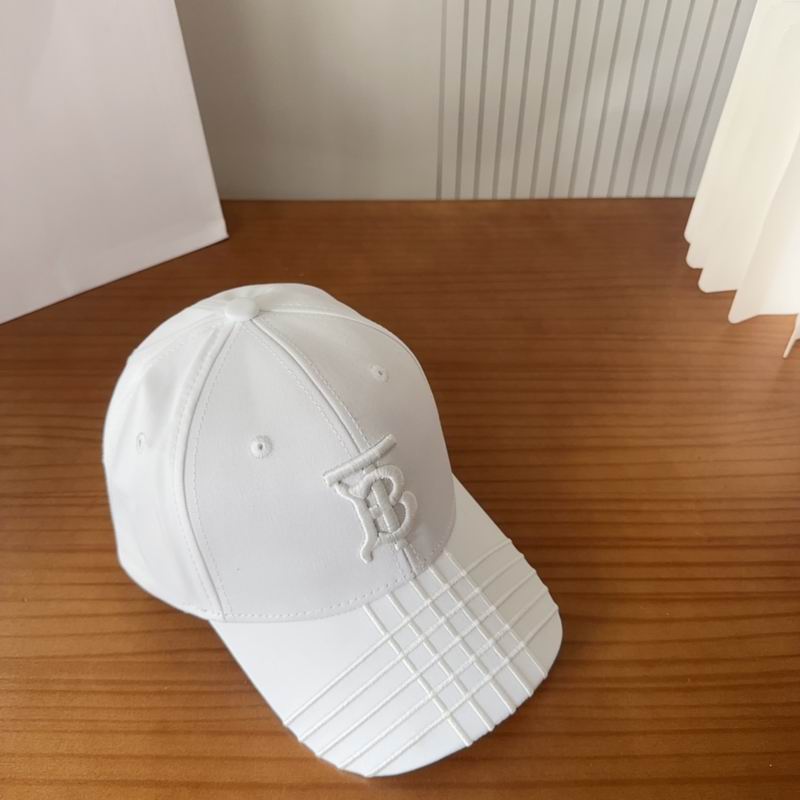 Burberry cap (1107)