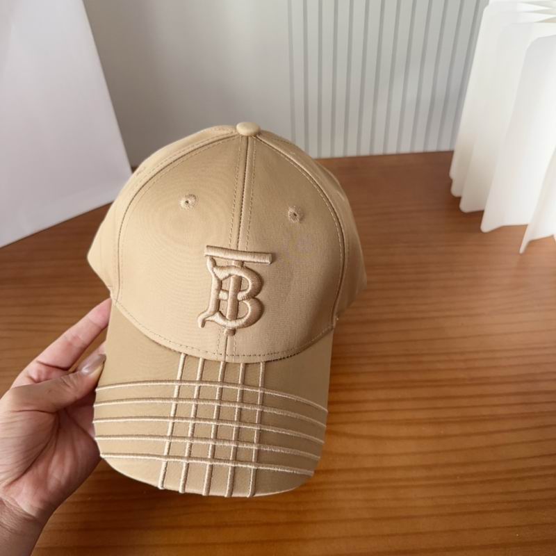 Burberry cap (1114)