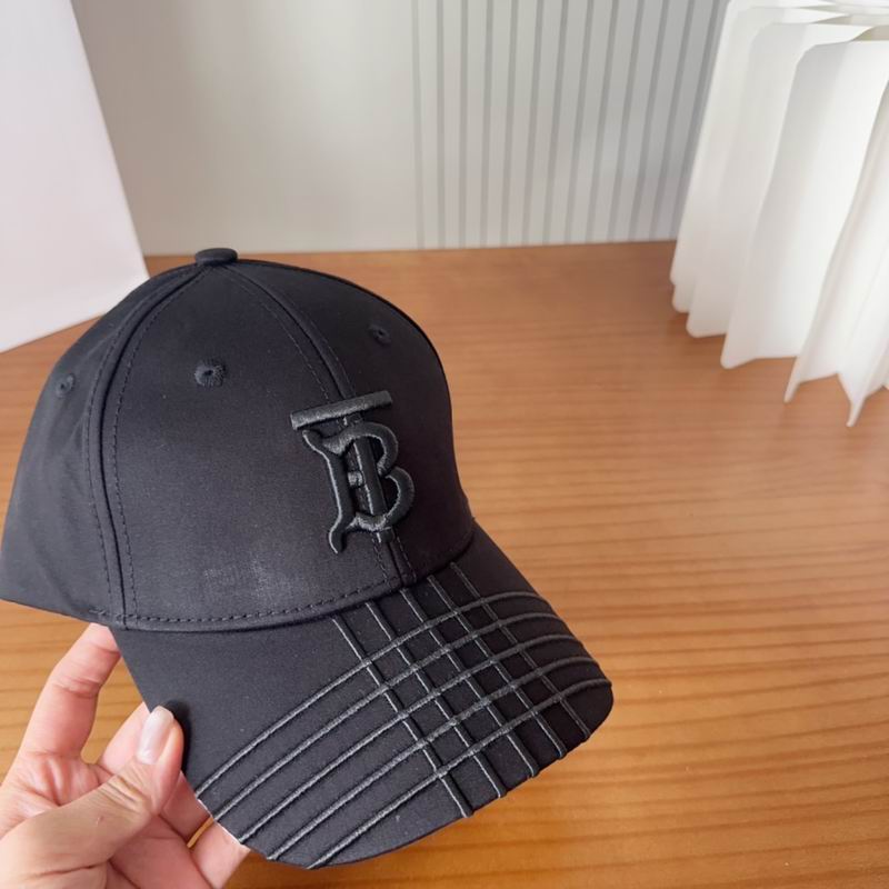 Burberry cap (1126)