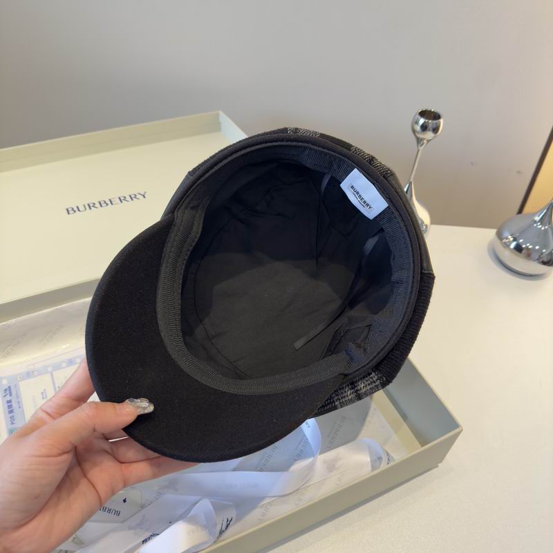 Burberry cap (136)