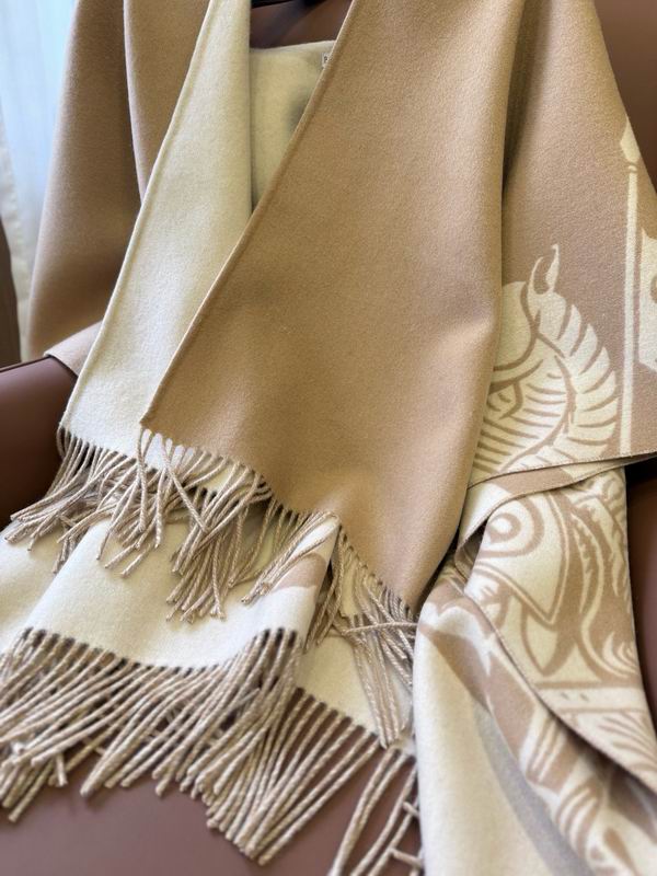 Burberry cloak 135X170cm 100%羊绒 E40 (33)