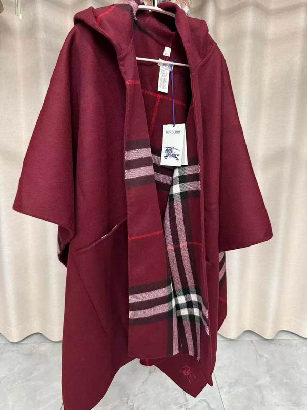 Burberry cloak E17 (1)