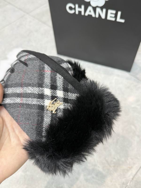 Burberry gloves 43 (11)