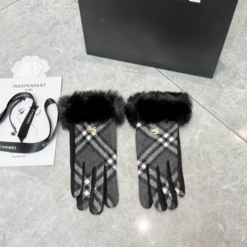 Burberry gloves 43 (18)