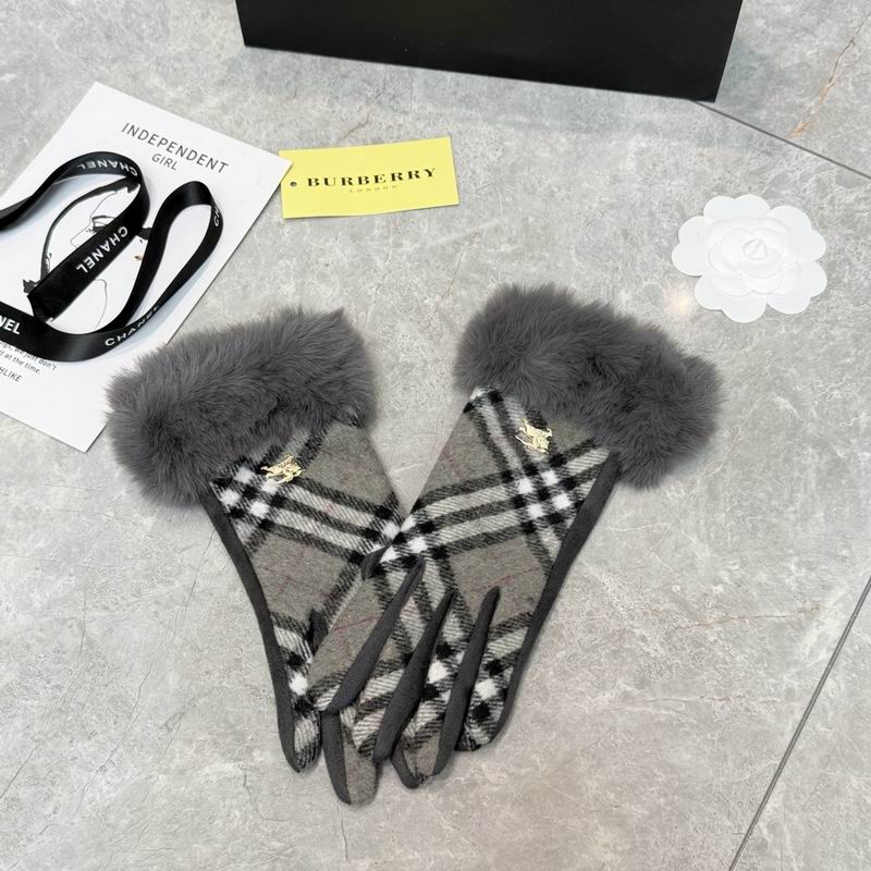 Burberry gloves 43 (21)