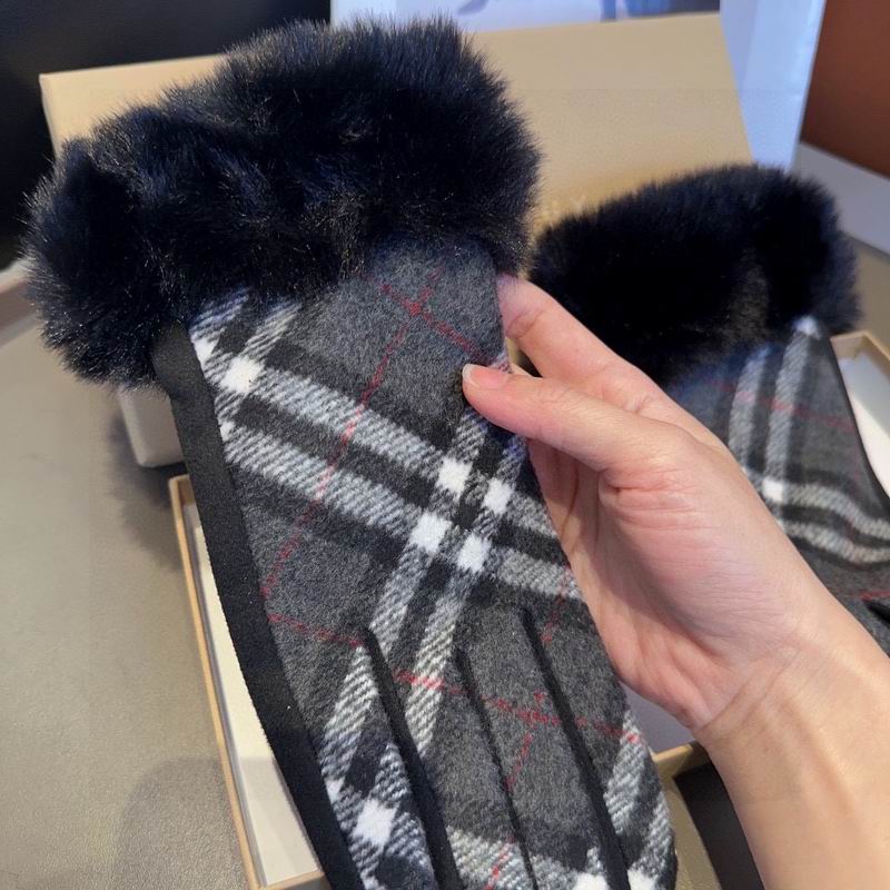Burberry gloves 69 (12)