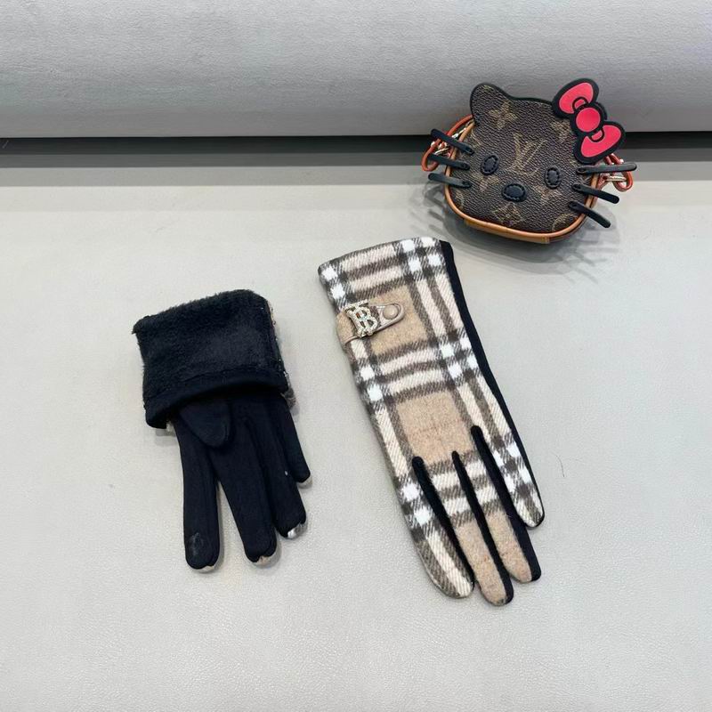 Burberry gloves 84 (1)
