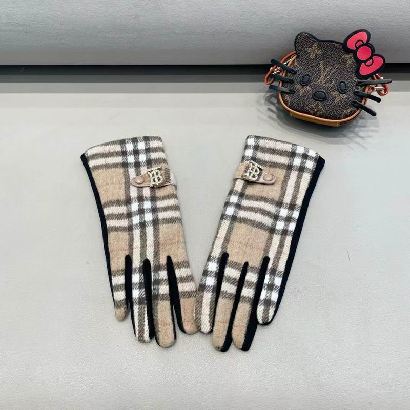 Burberry gloves 84 (4)