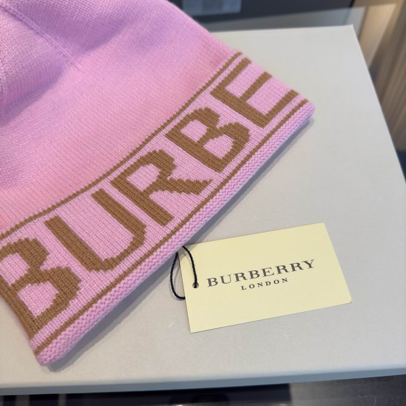 Burberry hat (933)