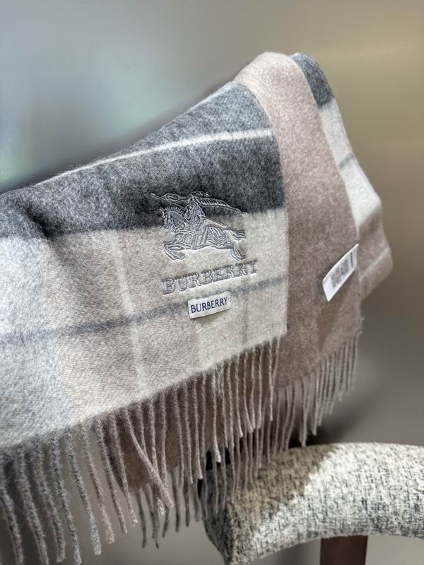 Burberry scarf 30X180cm E58 (3)
