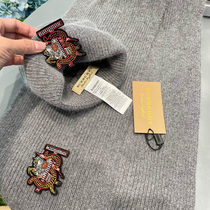 Burberry scarf hat (2)