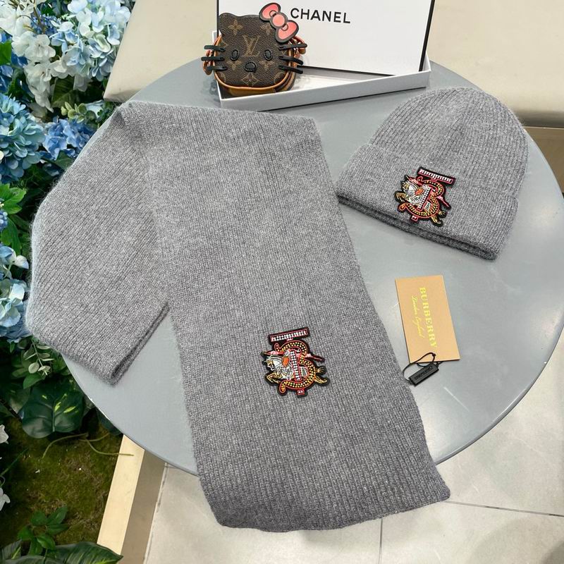 Burberry scarf hat (8)