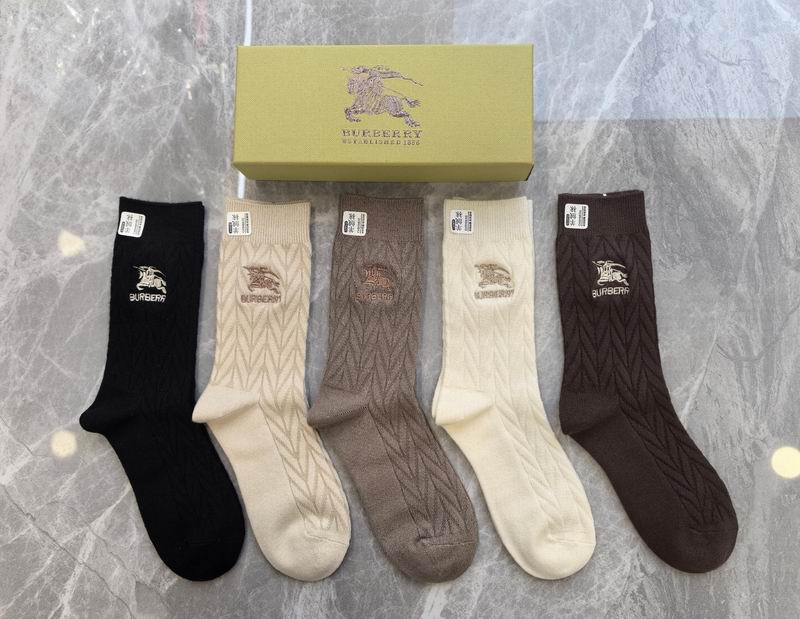 Burberry socks (5)