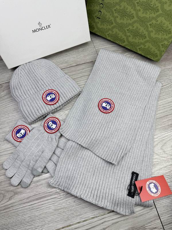 Canada Goose Scarf Hat Gloves dx (47)