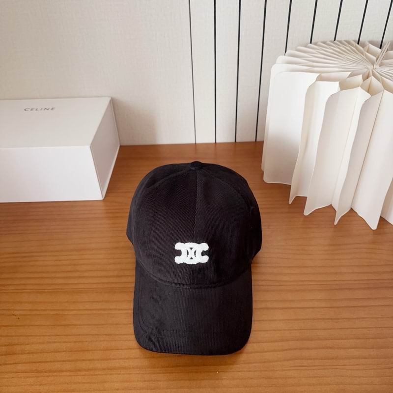 Celine Cap dx (303)