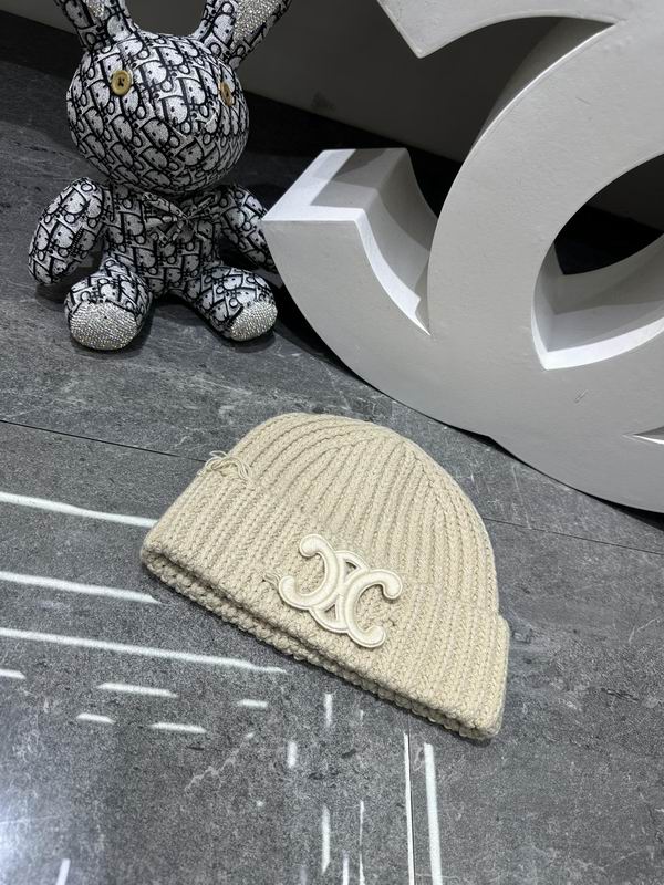 Celine Hat dx (1731)