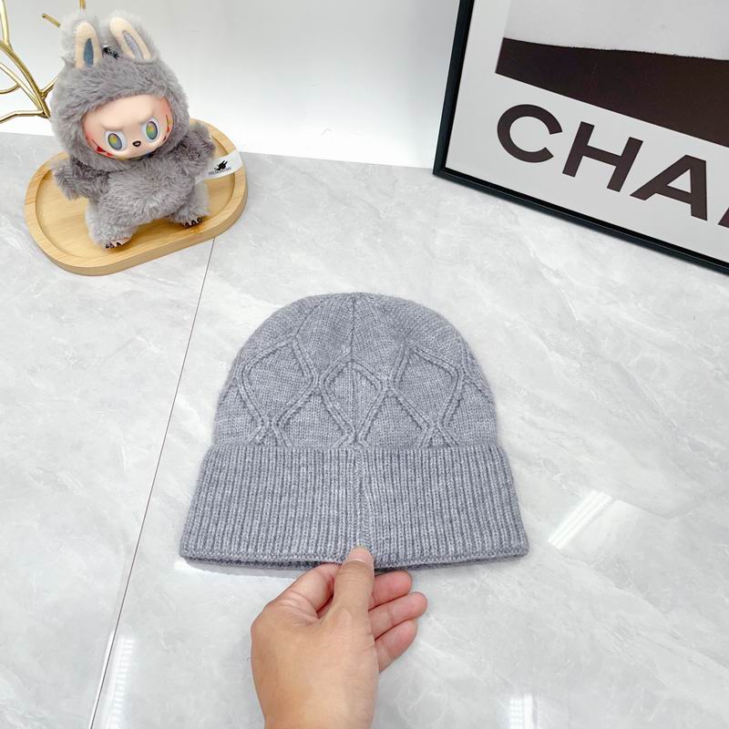 Celine hat dx (367)