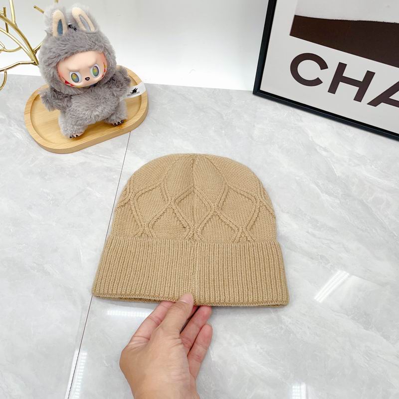 Celine hat dx (376)