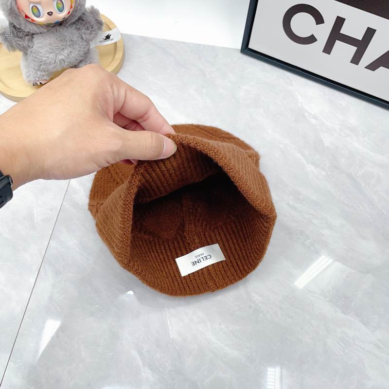 Celine hat dx (384)