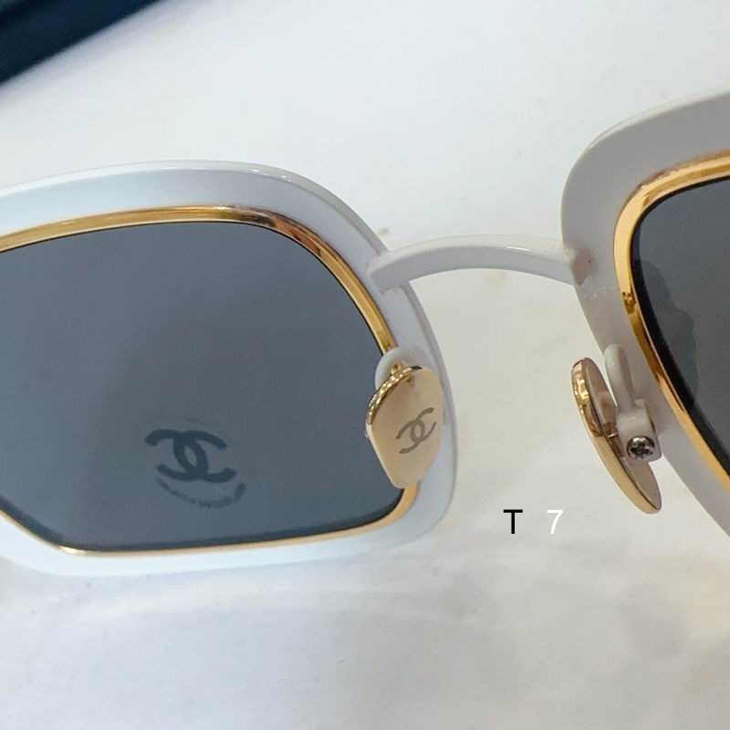 Chanel A71707 53 22-140 G07