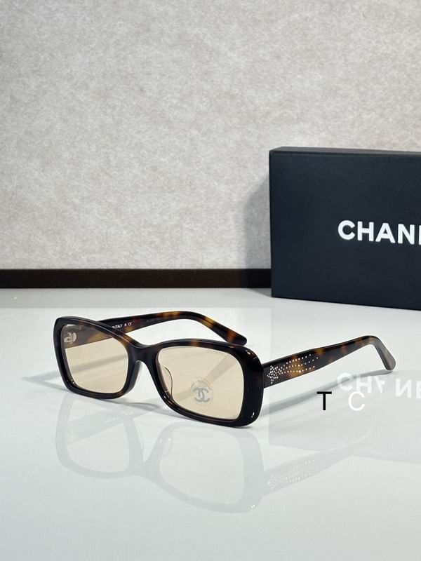 Chanel CH507 56 17 150 c05