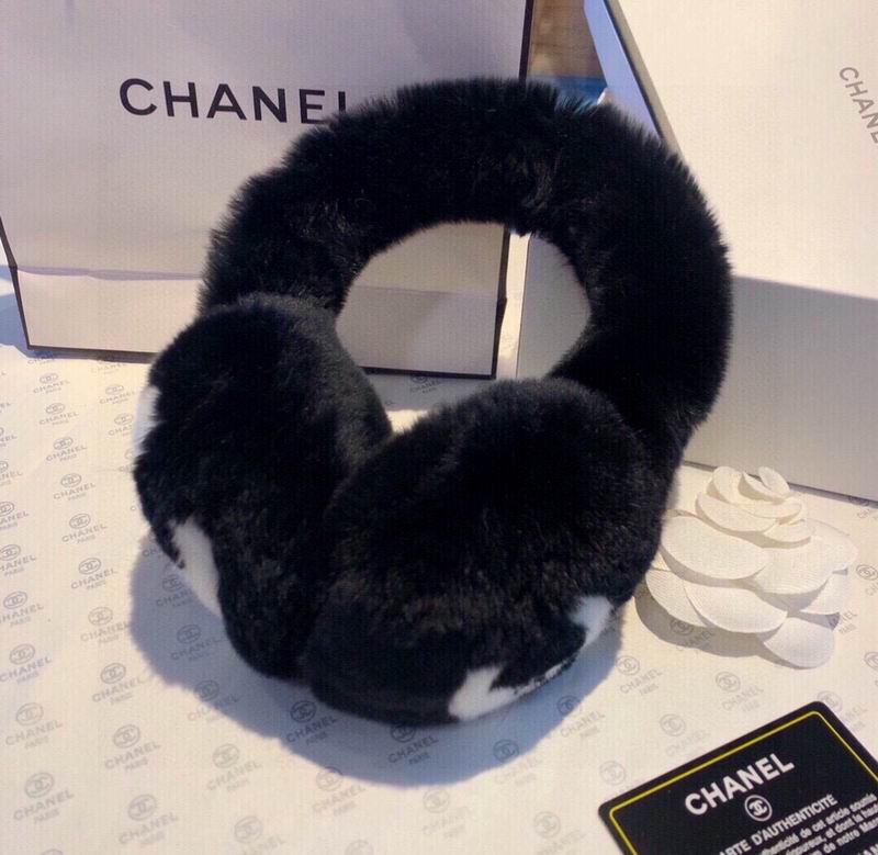 Chanel Earmuff 01 (15)
