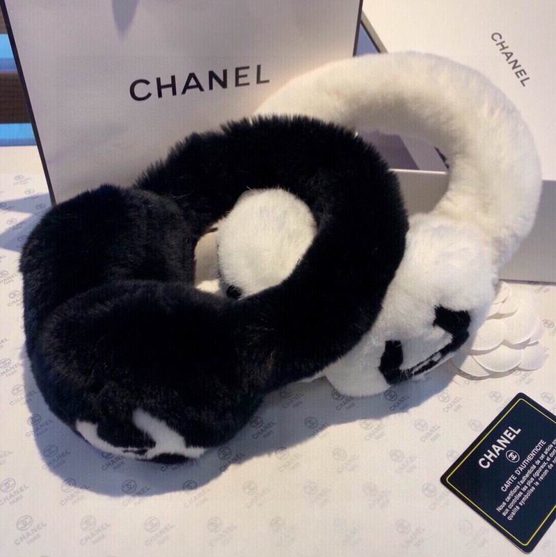Chanel Earmuff 01 (17)