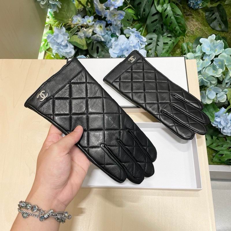 Chanel Gloves 15 (6)