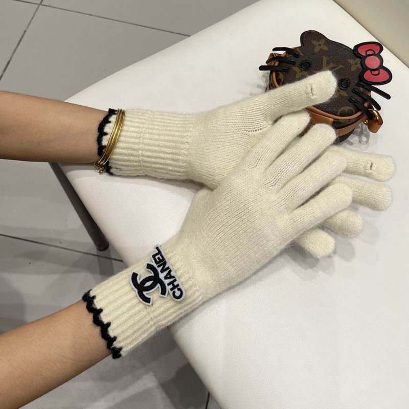 Chanel Gloves 43 (11)
