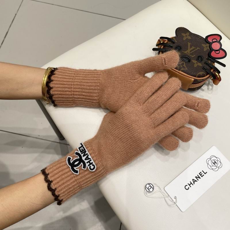 Chanel Gloves 43 (29)