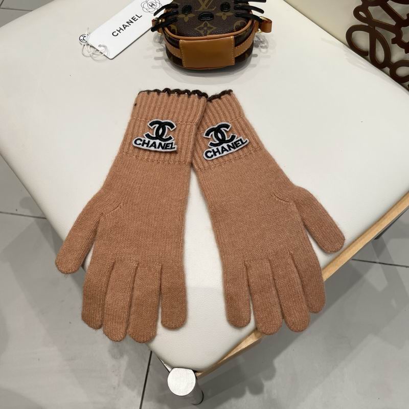 Chanel Gloves 43 (36)