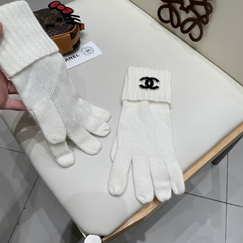 Chanel Gloves 47 (15)