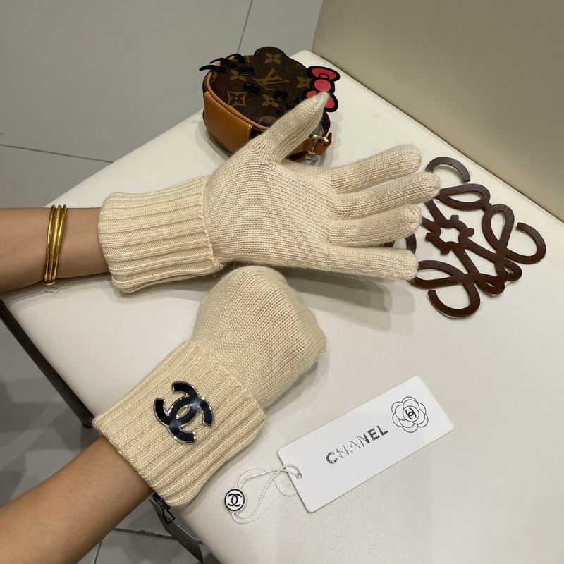 Chanel Gloves 47 (21)