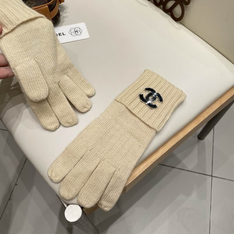 Chanel Gloves 47 (26)