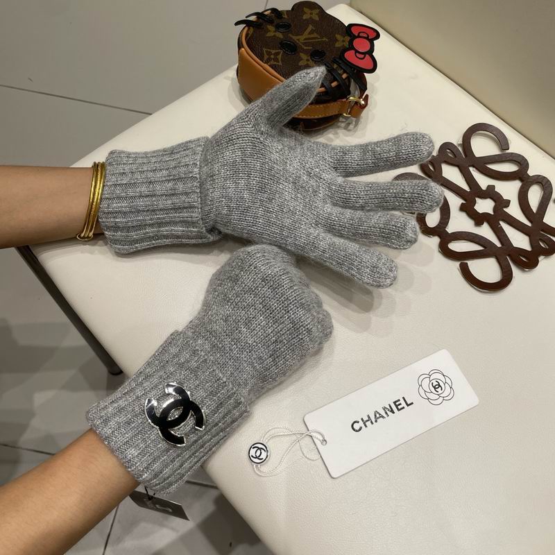 Chanel Gloves 47 (29)