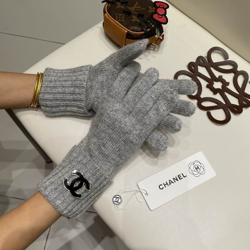 Chanel Gloves 47 (30)