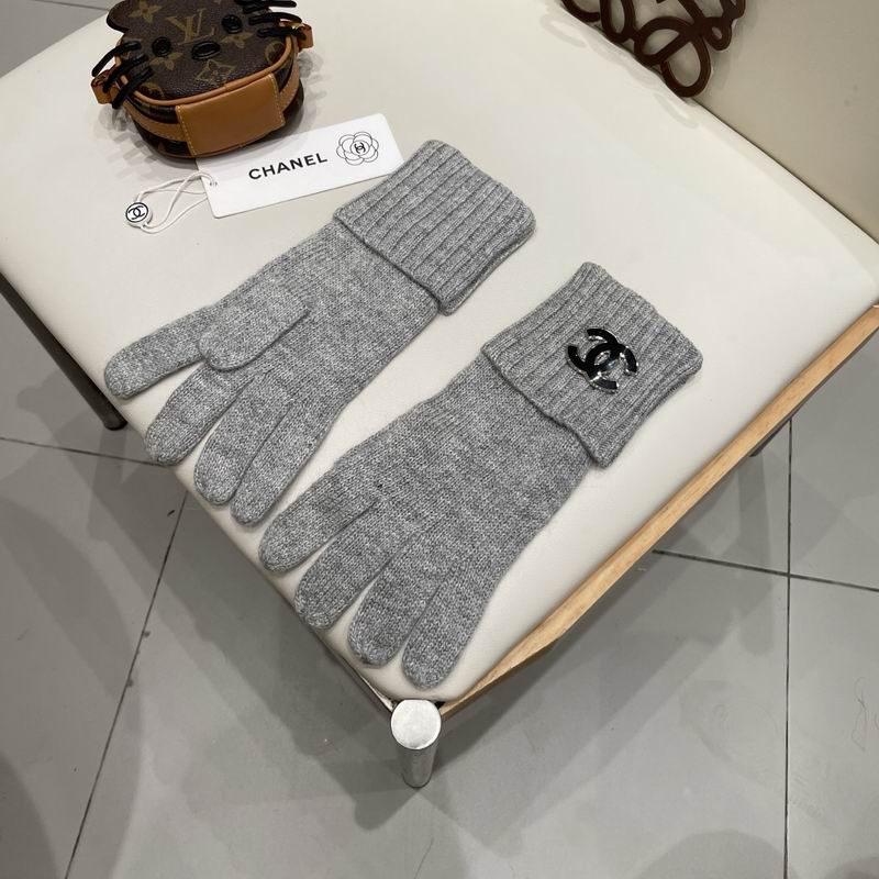 Chanel Gloves 47 (35)