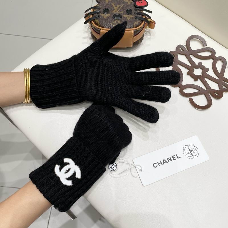 Chanel Gloves 47 (38)
