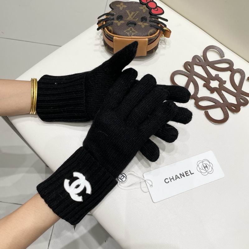 Chanel Gloves 47 (39)