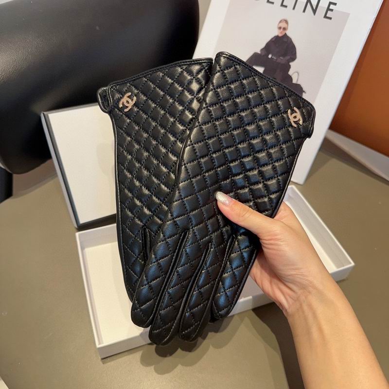 Chanel Gloves M L 62 (1)