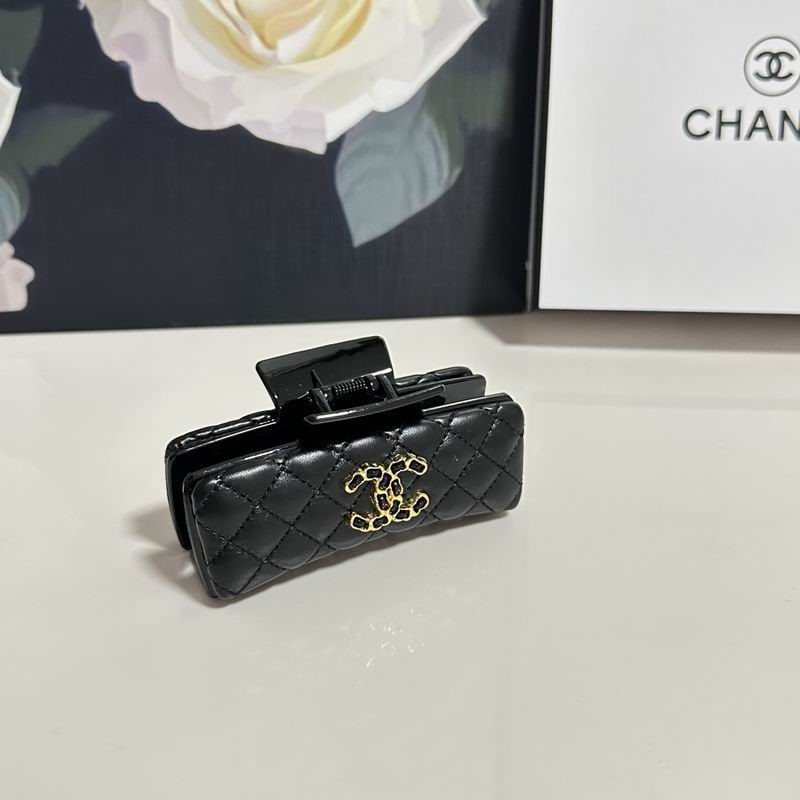 Chanel Hair Grab Clip hh (1)