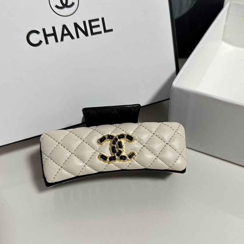 Chanel Hair Grab Clip hh (15)