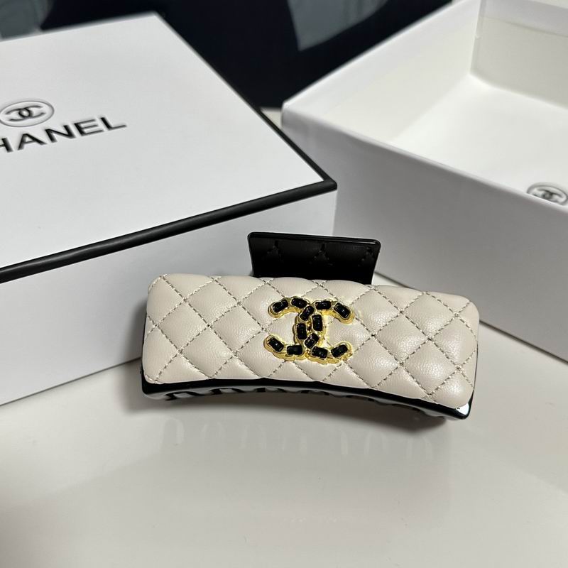 Chanel Hair Grab Clip hh (17)