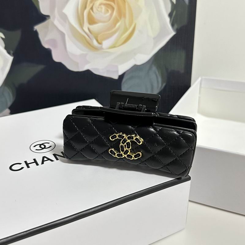 Chanel Hair Grab Clip hh (7)
