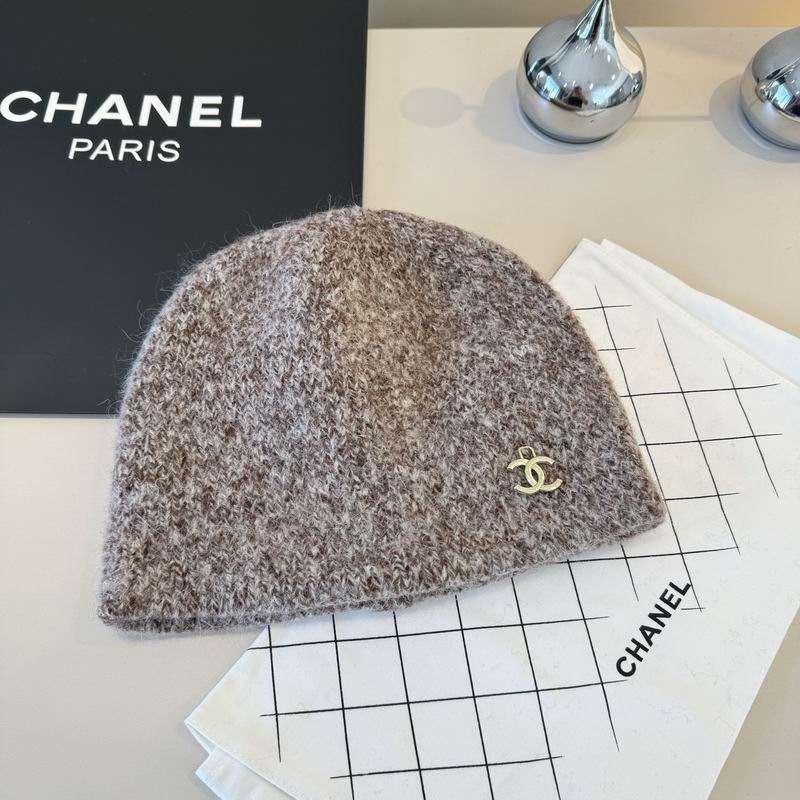 Chanel Hat (1826)