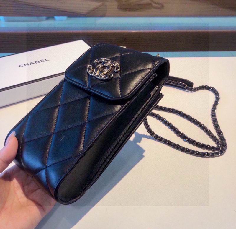 Chanel Phone bag 02 (1)