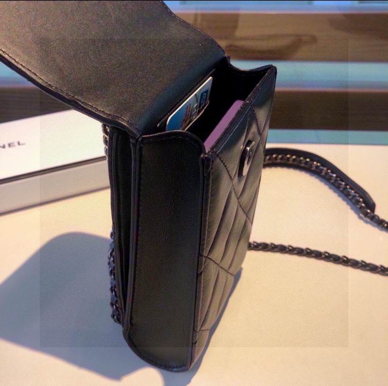 Chanel Phone bag 02 (4)