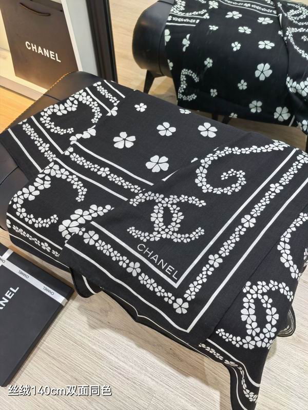 Chanel Scarf 140X140cm 70%羊绒30%真丝 E02 (15)