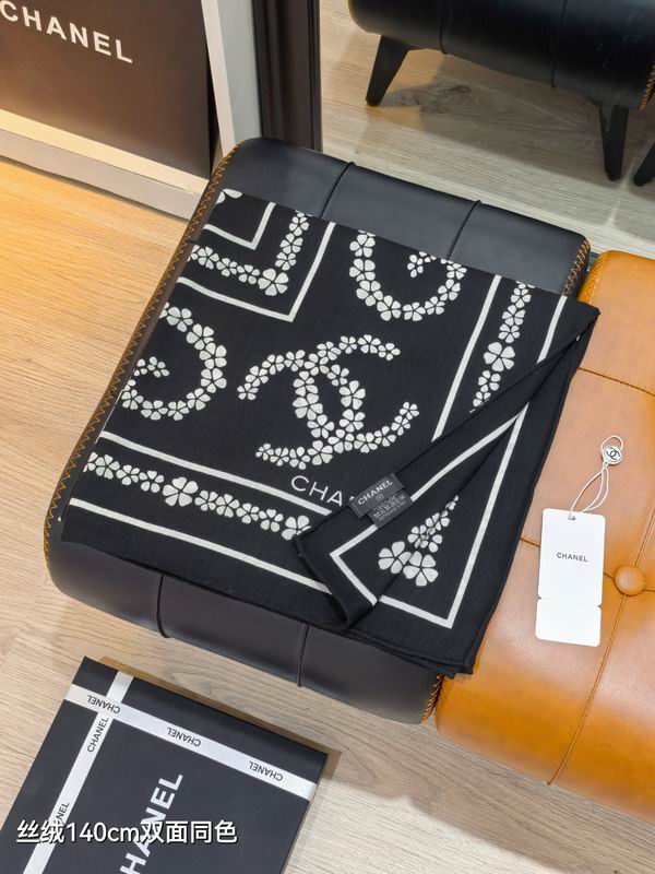 Chanel Scarf 140X140cm 70%羊绒30%真丝 E02 (17)